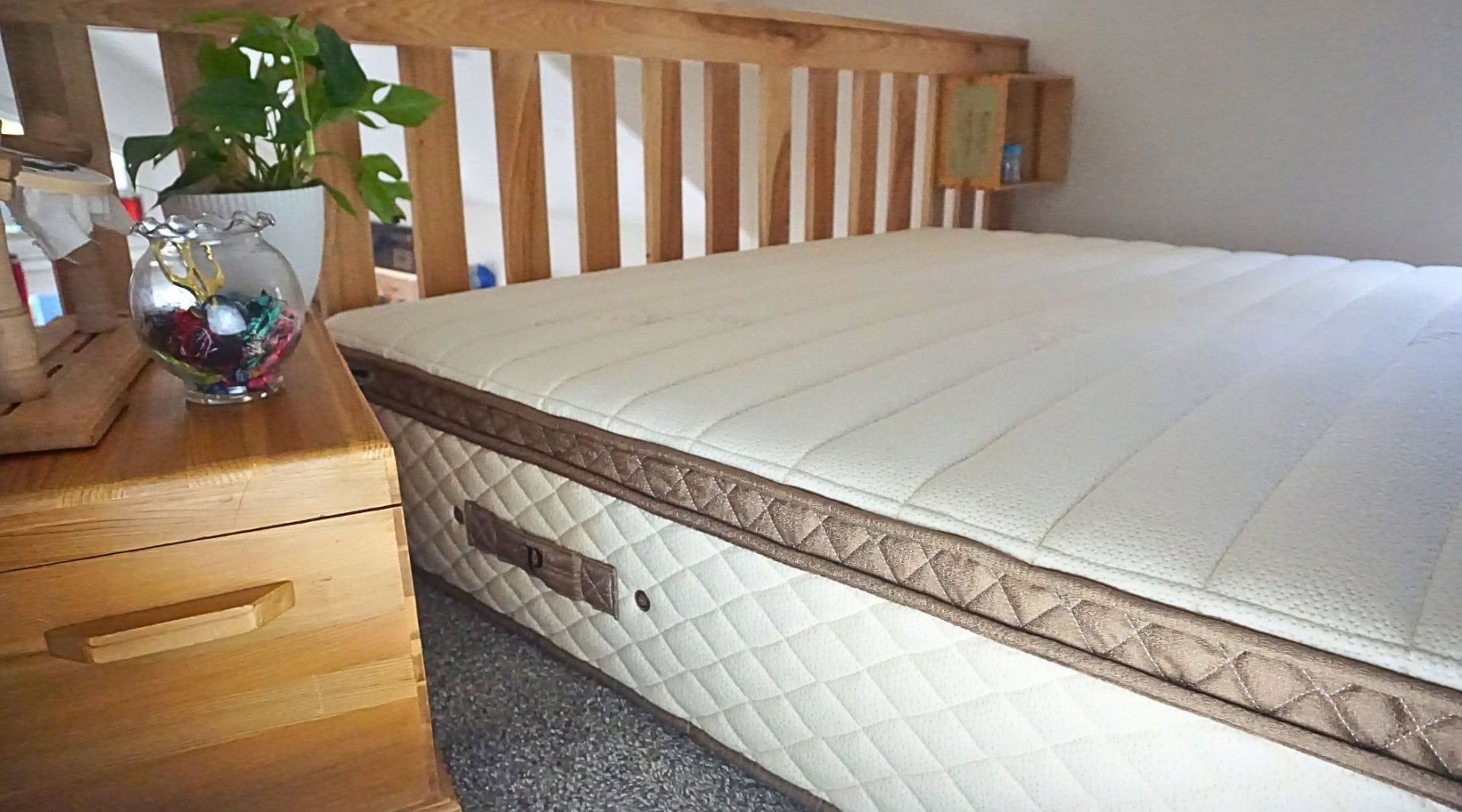 Image by Sustainable Jungle (PlushBeds) (vegan-mattresses)