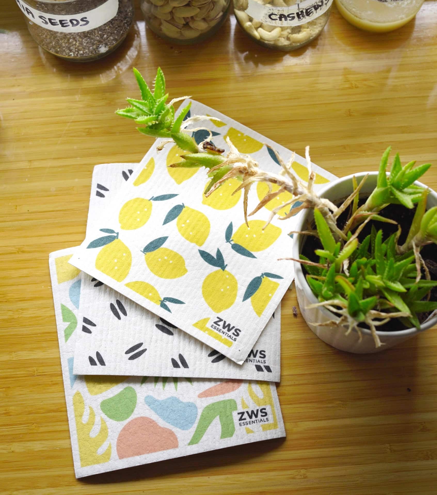 Image by Sustainable Jungle (ZWS Essentials) (reusable-paper-towels)
