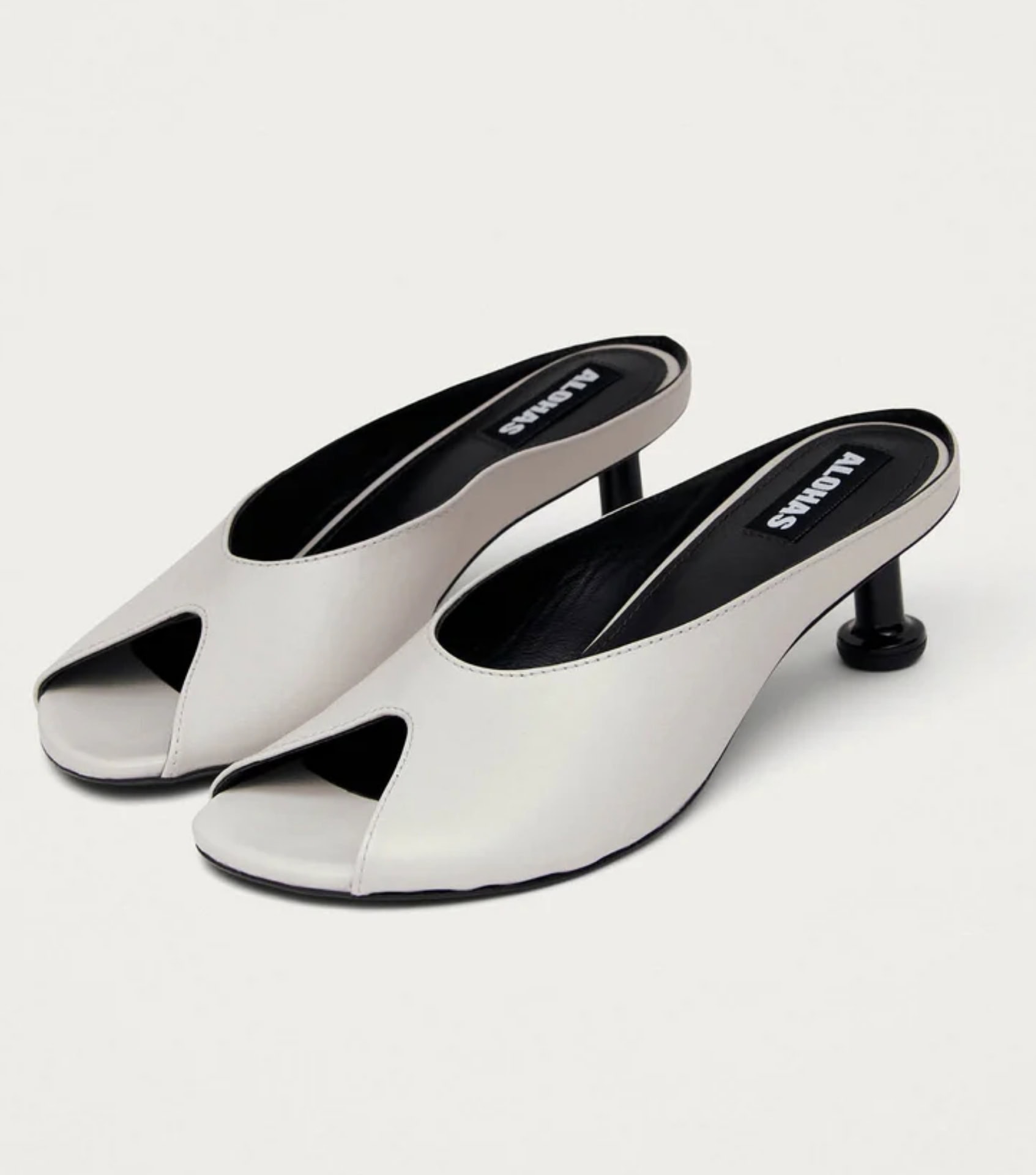 Image by Alohas (sustainable heels and pumps)