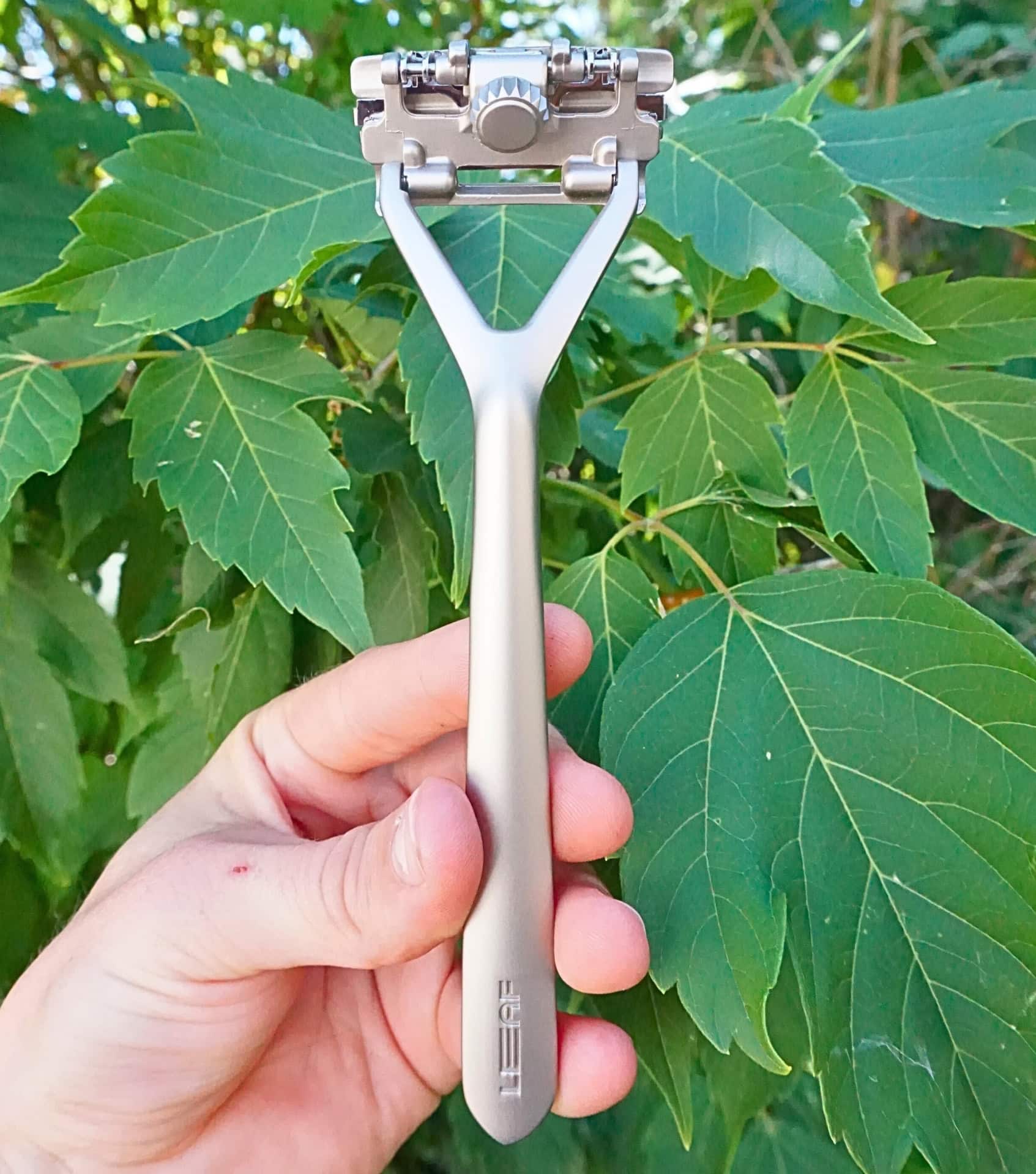 Image by Sustainable Jungle (Leaf Shave) (gifts-for-minimalists)