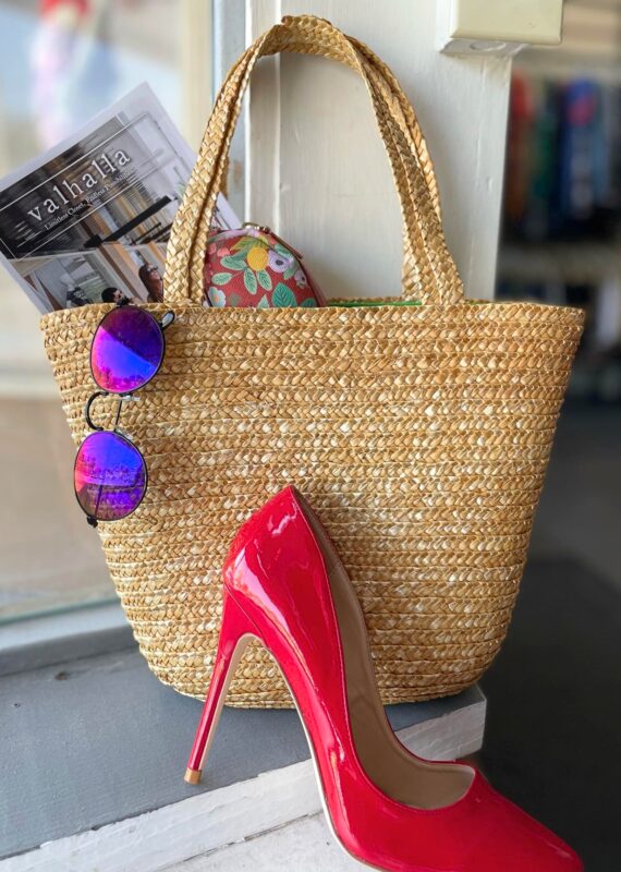 Image by Valhalla Resale (thrift-stores-tampa)