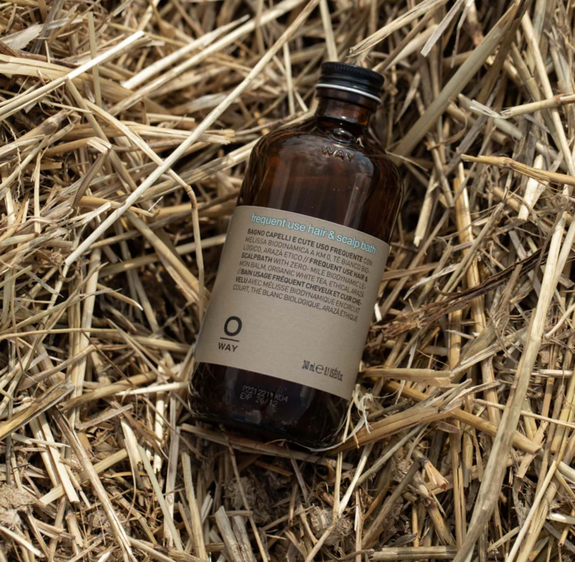 Image by Oway (plastic free shampoo and conditioner)