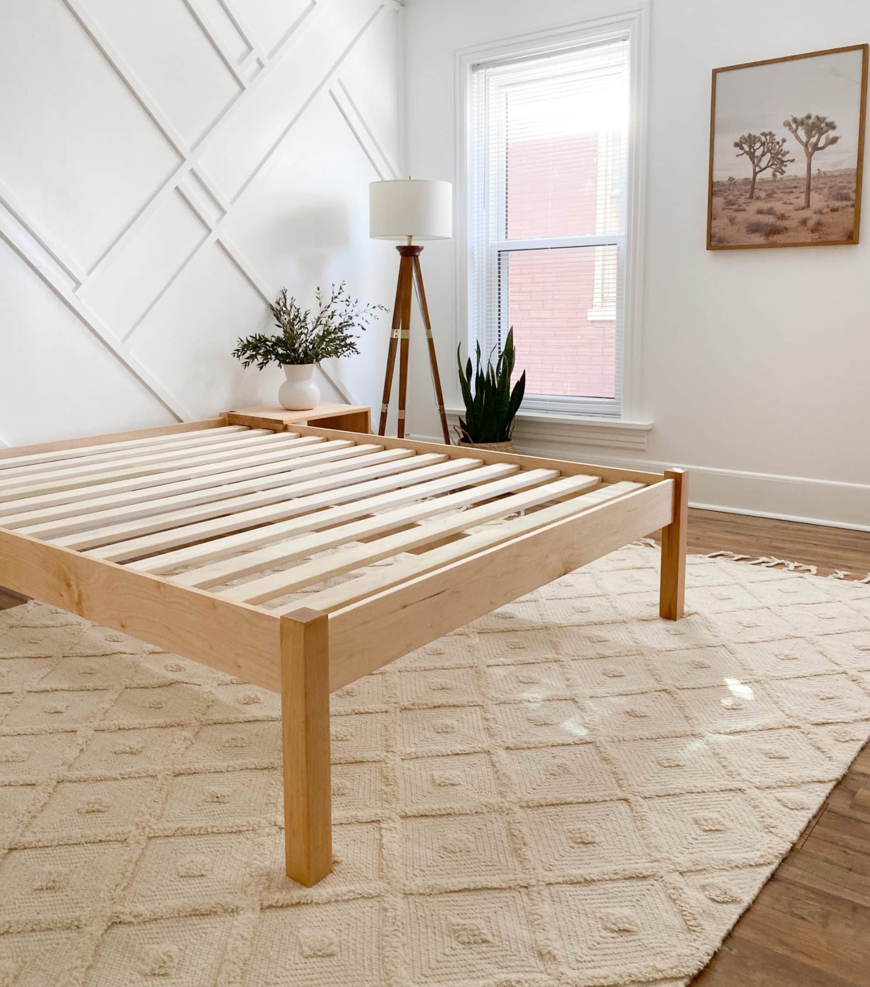 Image by Savvy Rest (best non toxic bed frame)