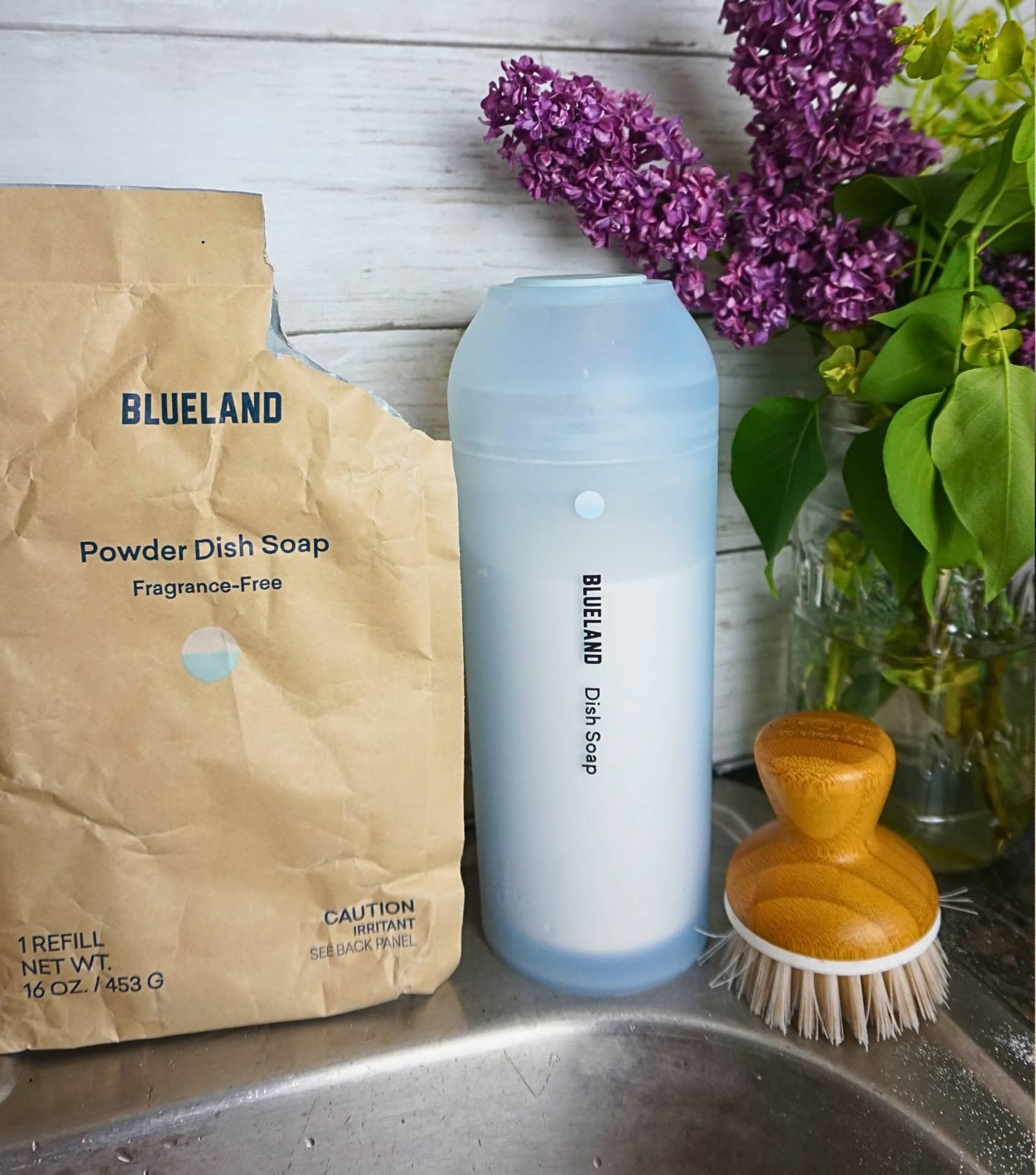 Image by Sustainable Jungle (Blueland) (Non-toxic Dish Soap)
