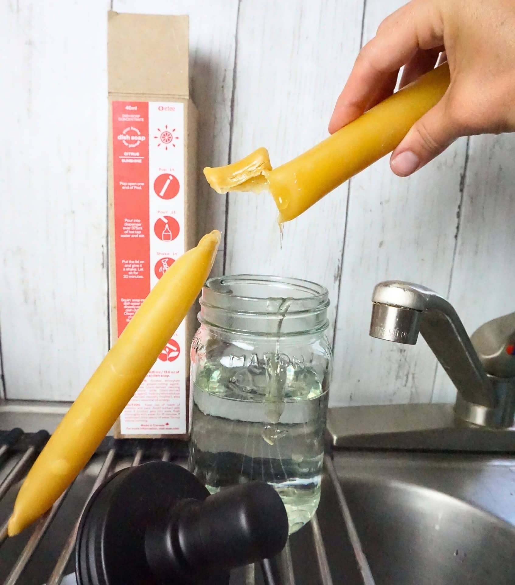 Image by Sustainable Jungle (etee) (safe dishwashing liquid)